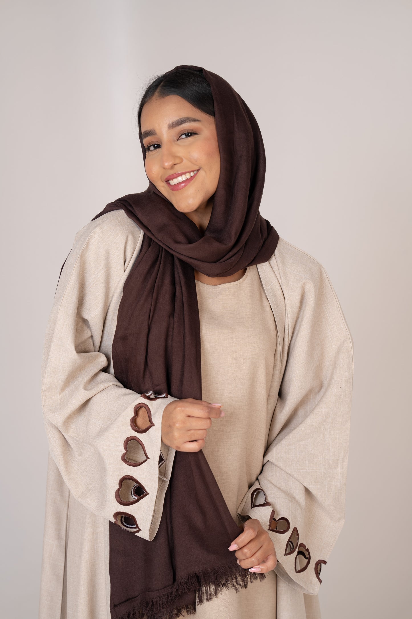 Linen Abaya with Heart Sleeve Accents
